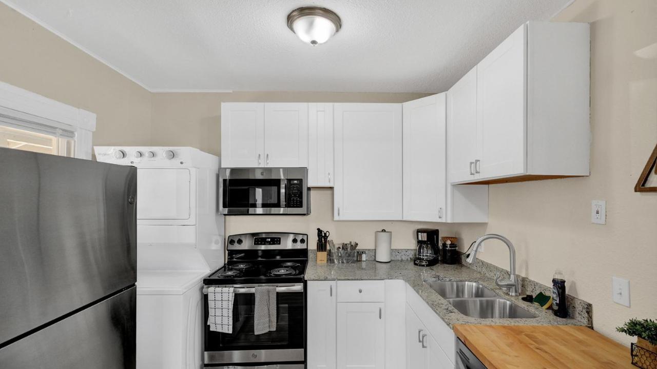 A Home Base For Your Journey Colorado Springs Exterior foto